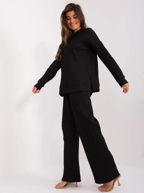 pol_pl_Hurt-Czarny-dwuczesciowy-komplet-casualowy-z-bluza-405710_4.jpg
